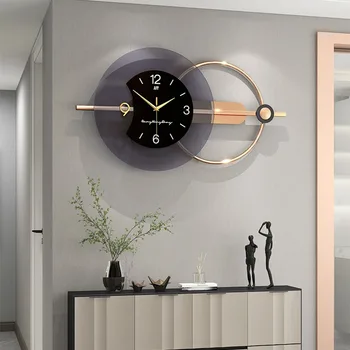 Творчески Метални Акрилни стенни часовници за всекидневна, луксозни и Модерни минималистичные Домашни Часове за хранене, Безшумни Кварцов стенен часовник
